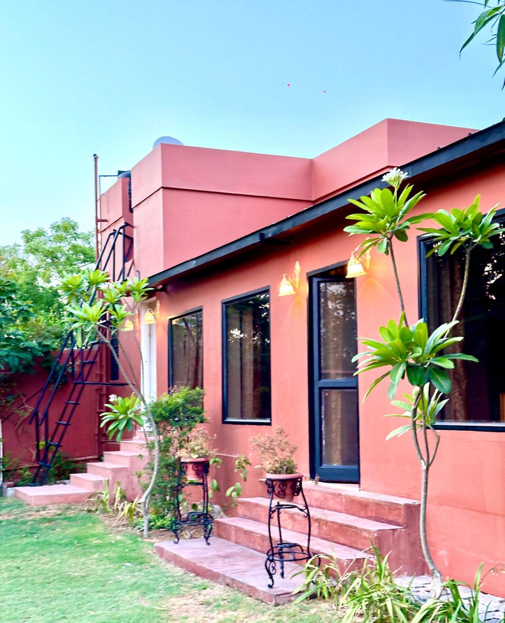 Om Kanta Farms Jaipur Exterior photo